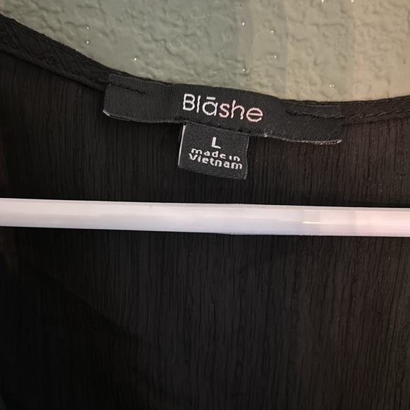 Black blouse - Picture 2 of 3